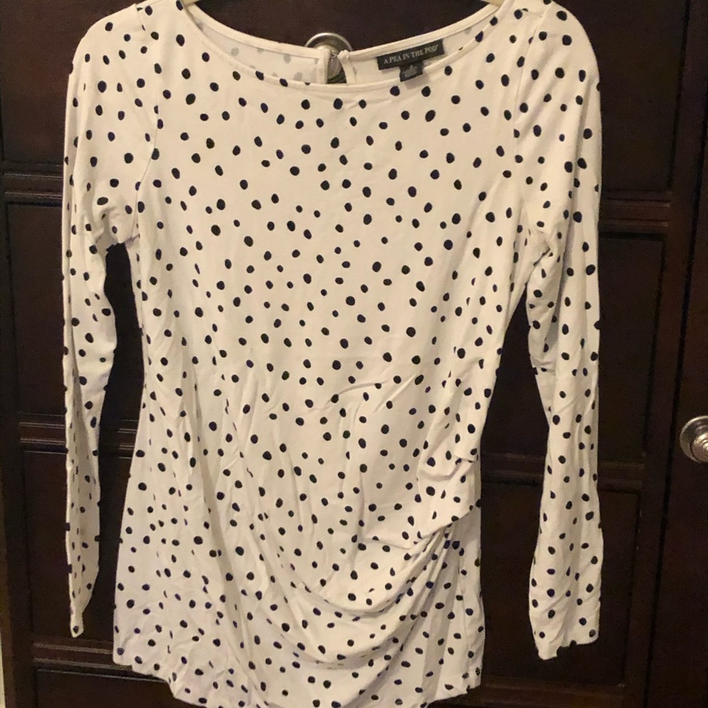 White with black polka dots maternity top.